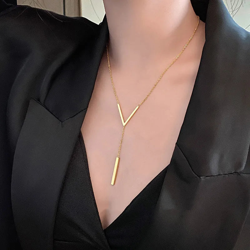 V-shaped Necklace